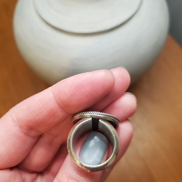 Solid sterling Natice American Buffalo Coin Ring with Tufa Sandcast Band - Picture 7 of 9